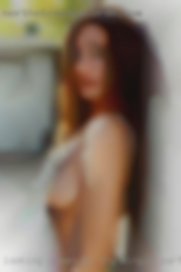 Looking women to try single partner swapping.